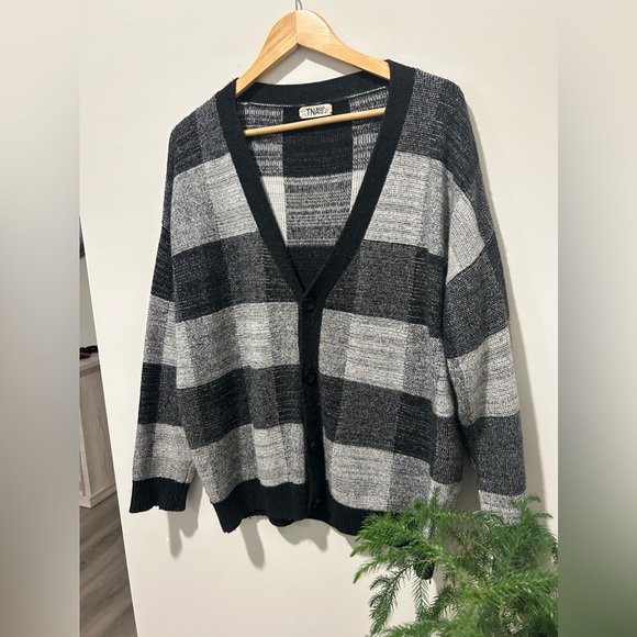 TNA Button Up V Neck Cardigan - Picture 3 of 6